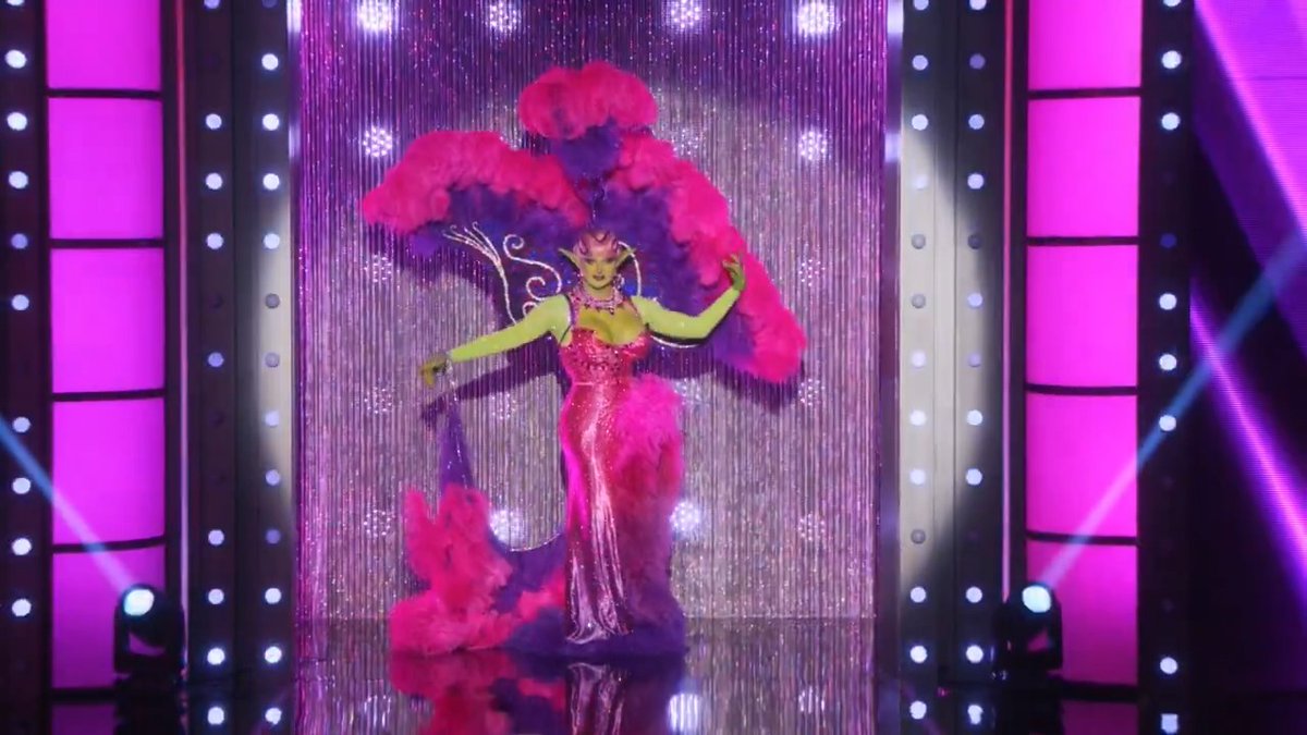 Category Is: Slits and Tits! 👙💋 Which runway was breast in show? #AllStars10