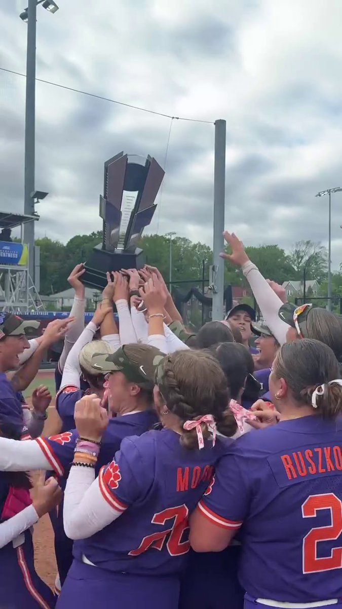 The moment Clemson Softball 🥎 won its first ACC championship 🐅🏆