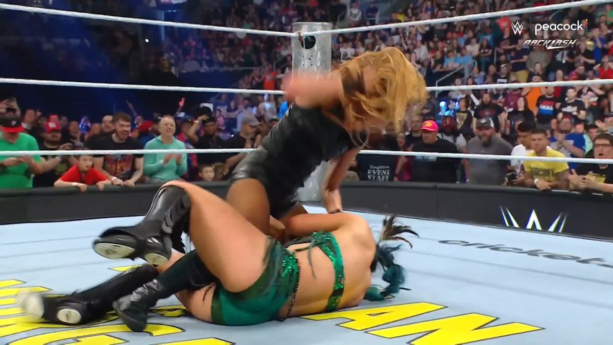 BECKY SNAPS #WWEBacklash