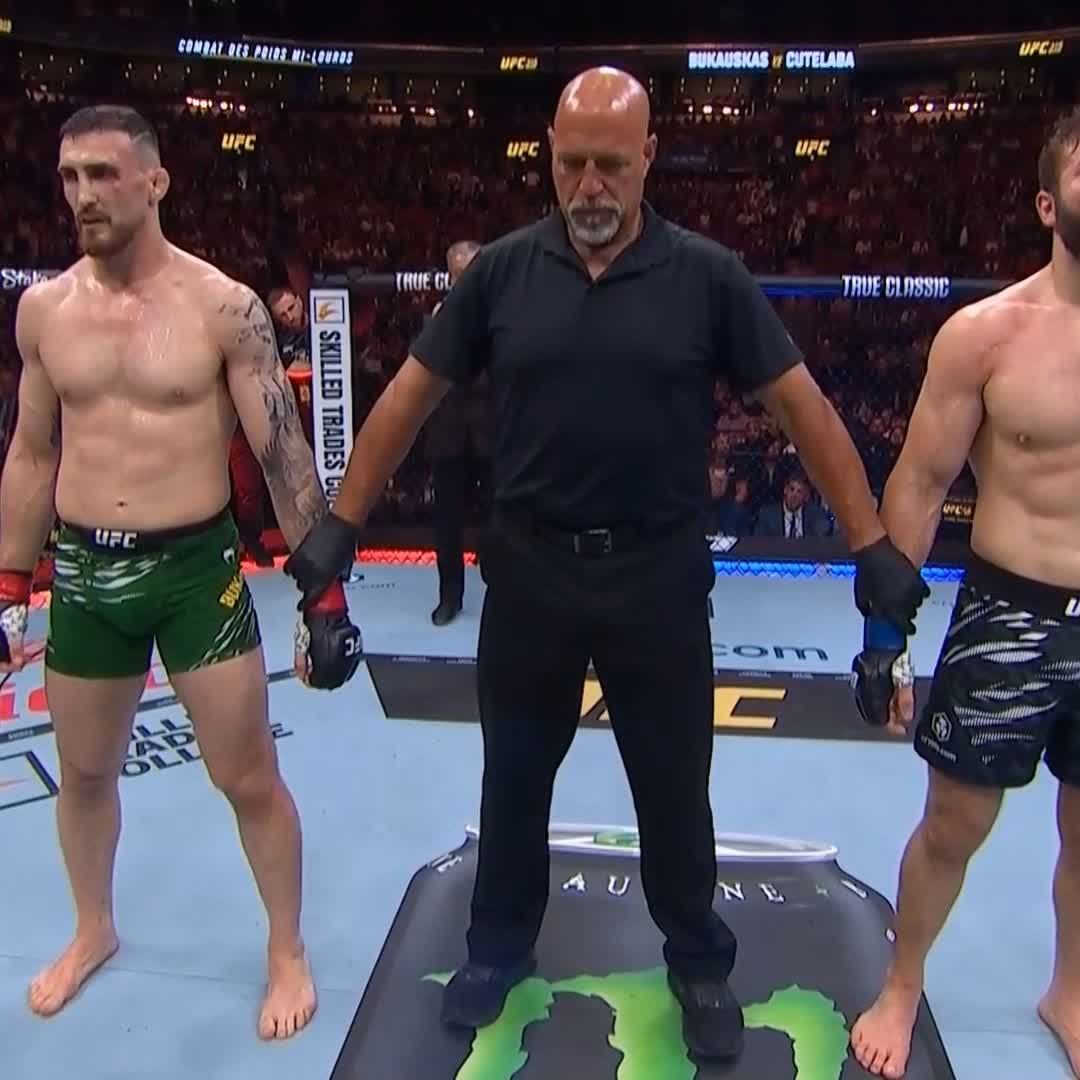 O lituano Modestas Bukauskas acabou de derrotar o moldavo Ion Cutelaba via decisão dividida dos juízes (27-30, 30-27 e 29-28) no UFC 315, no Canadá. Com isso, Bukauskas foi a 6-4 no UFC, enquanto Cutelaba foi a 8-10-1. #UFCBR