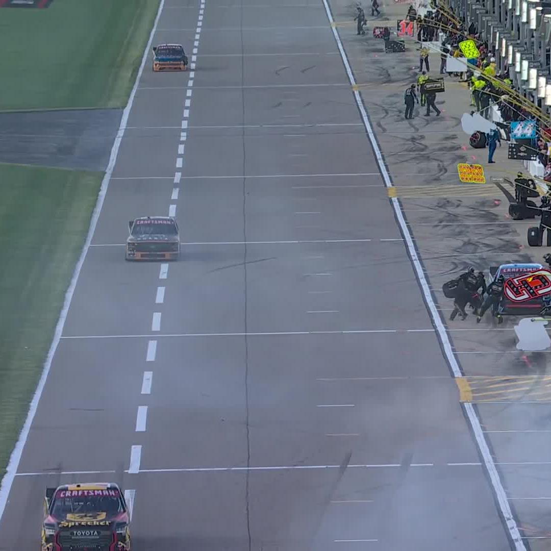 Frankie Muniz goes through the grass to bring the yellow out.
