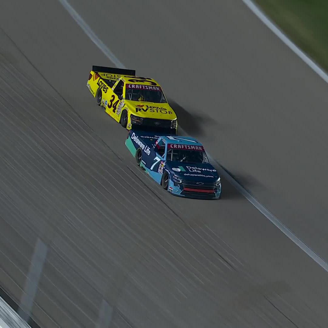 A great final lap at Kansas Speedway!