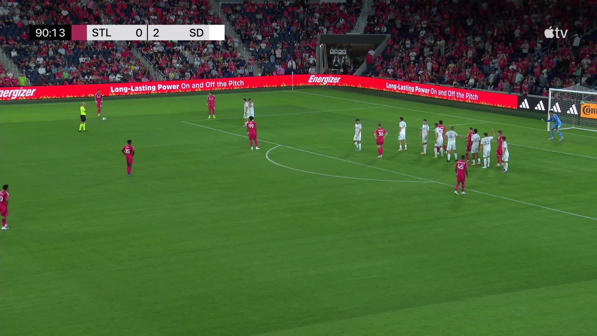 It's not over yet in St. Lou! 😳 St Louis CITY SC cuts the deficit to one late.