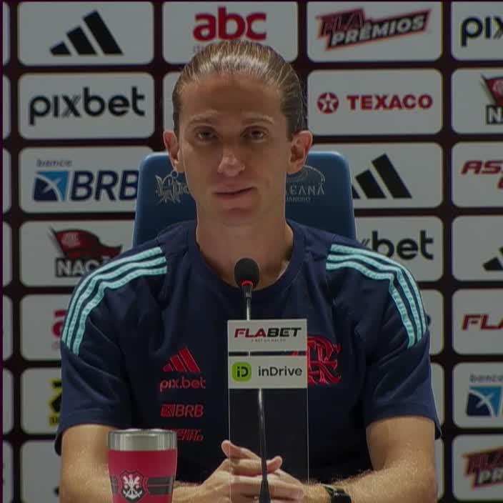 Vídeo do Filipe Luís dizendo que o Bruno Henrique foi INCRÍVEL no jogo de hoje.