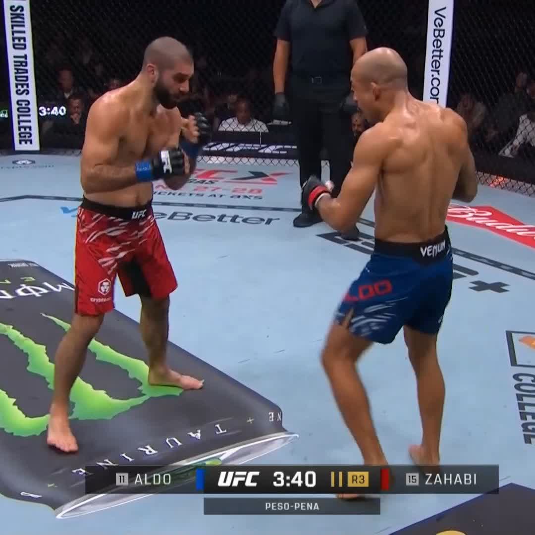 ๐ง๐ท Josรฉ Aldo balanรงou bonito o ๐จ๐ฆ Aiemann Zahabi no 3ยฐ round. #UFCBR
