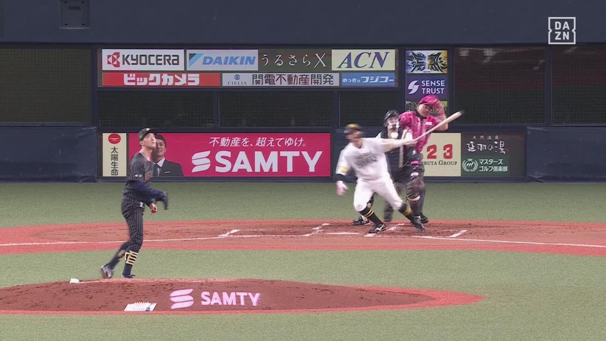 バットを投げ…ない！ 左中間の深いところへ 嶺井博希が先制2ランホームラン ⚾プロ野球(2025/5/11) 🆚オリックス×ソフトバンク 📱Live on DAZN #オレをみろ #sbhawks