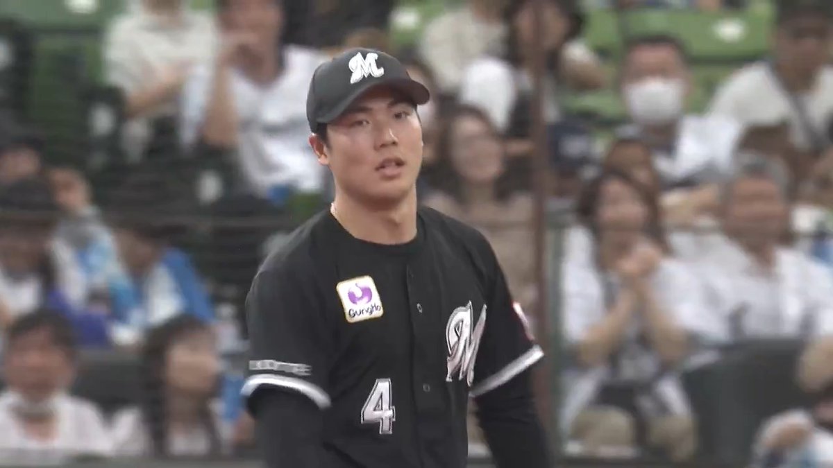 ピッチャーを救う大遠投‼️ 千葉ロッテ #友杉篤輝 選手の好守備が光る‼️✨ #chibalotte 👇ライブ配信はこちら