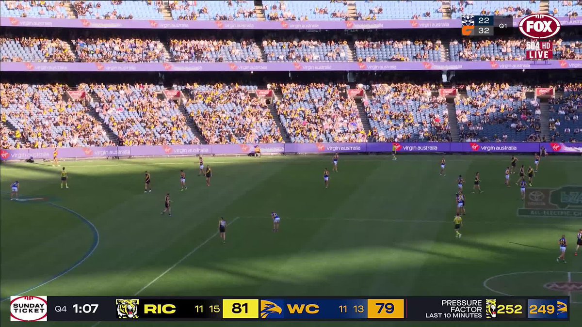 "THAT'S THE TACKLE OF THE YEAR... I've got goosebumps!" Tom Brown has just won the match for Richmond 🤯👏 📺 Watch #AFLTigersEagles LIVE on ch. 504 or stream on Kayo: ✍️ BLOG 🔢 MATCH CENTRE