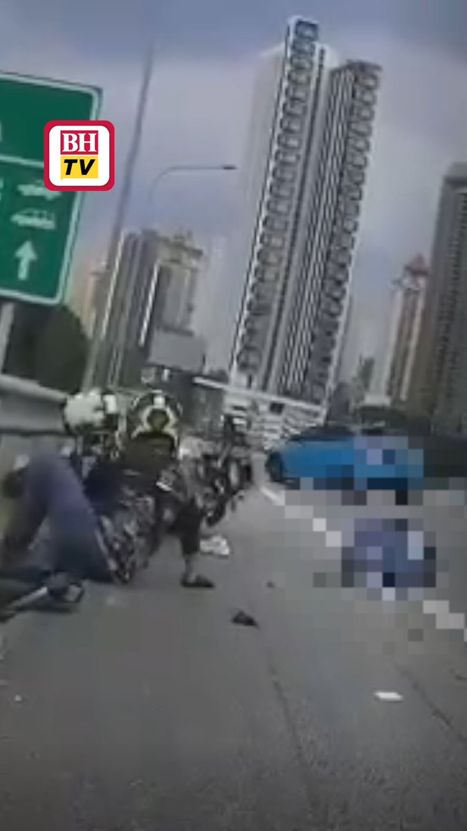 Pemandu pikap Nissan Navara yang disyaki terbabit kes langgar lari sebelum Plaza Tol Duta, di Lebuhraya Utara-Selatan (Plus) di Kuala Lumpur, semalam, sudah ditahan. Berita penuh: