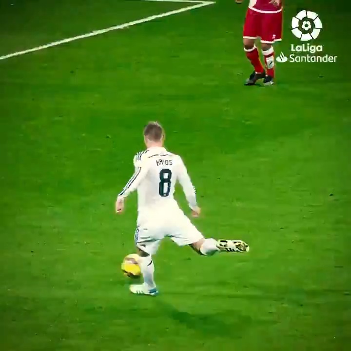 Toni Kroos’un şut çekmeyip “filelere pas verdiği” efsane golü…