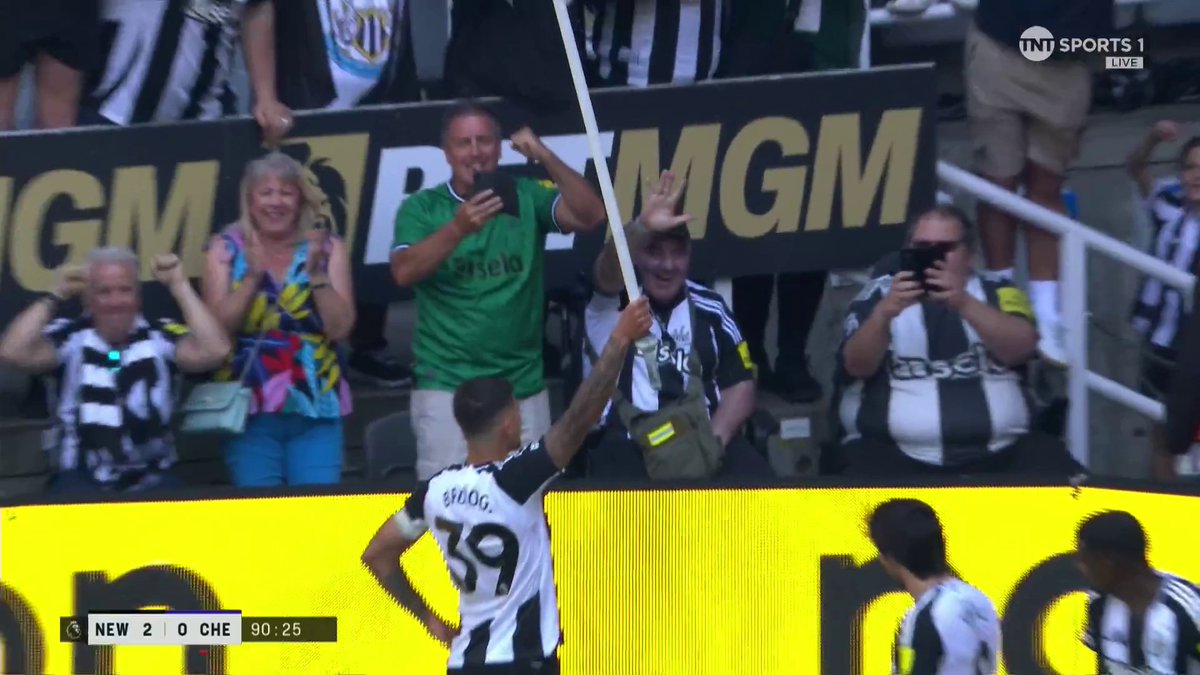 RELIEF AT TYNESIDE Bruno Guimarães doubles Newcastle Utd's lead, all but sealing the three points for the home side ⚫️⚪️ 📺 TNT Sports &amp; discovery+ UK