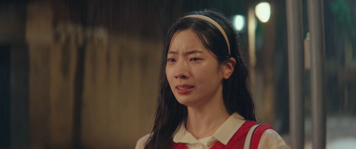 Actress Dahyun's crying scene in the rain, she's too good 💔