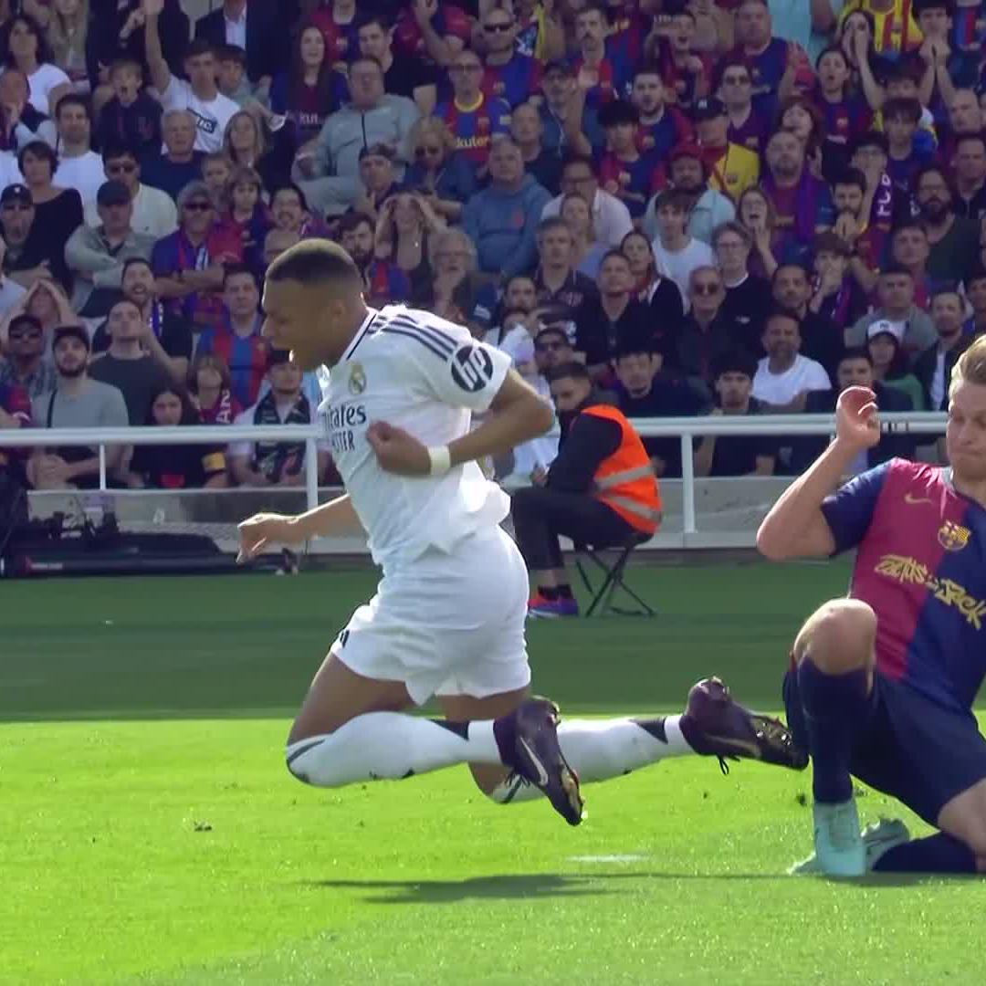 Hierfür will Mbappe einen Elfmeter? #DAZNmoment #LaLiga #ElClasico