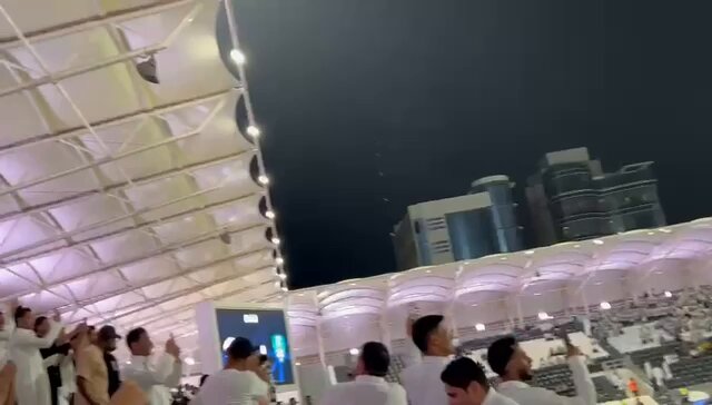 🚨😂 جماهير الأهلي تردد النشيد في مدرجات الشباب.