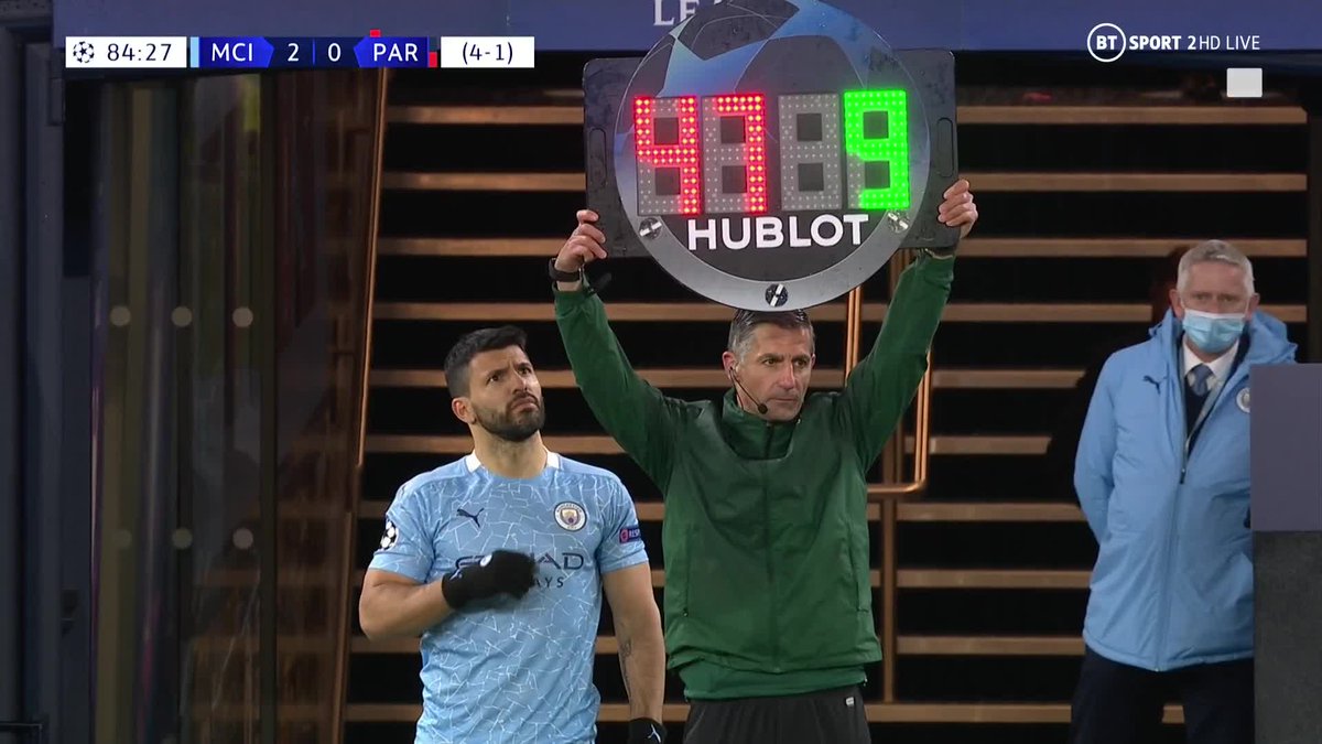 Who remembers when Sergio Aguero was fuming when the fourth official got his number wrong 😂😂
