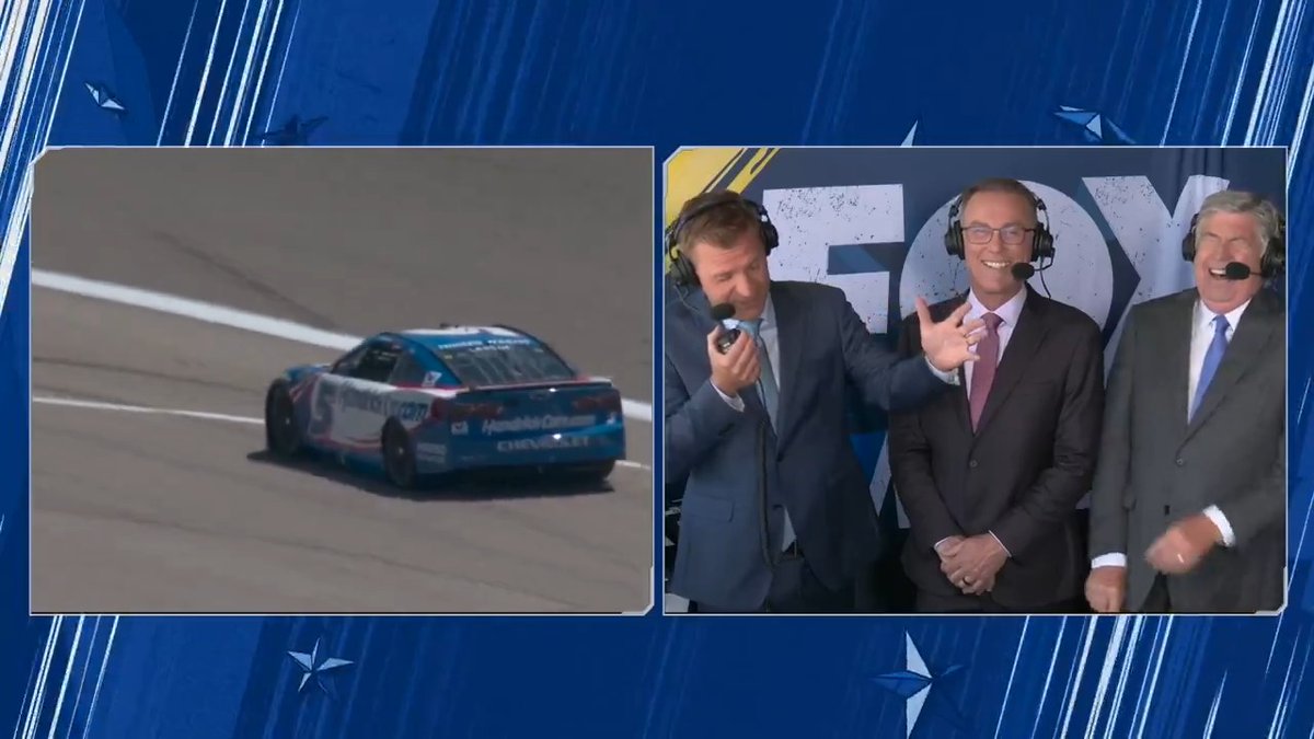 Live TV, everyone ๐ Clint Bowyer | Kyle Larson