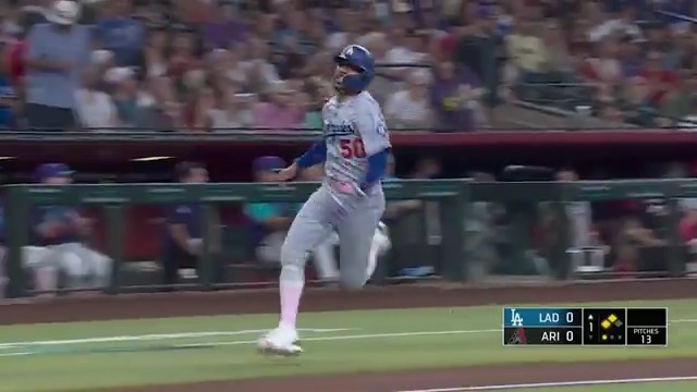 ¡Primera entrada y Freddie se trajo la primera carrera del juego!