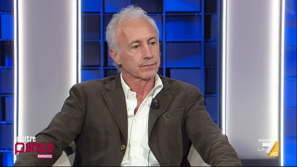 L'idea di Marco Travaglio su elezioni e referendum: "La Russa invita a stare a casa? Io metterei il quorum per le elezioni politiche, ammistrative ed europee. Se non si arriva al 50% non viene eletto nessuno" In altre Parole 11 magio 2025