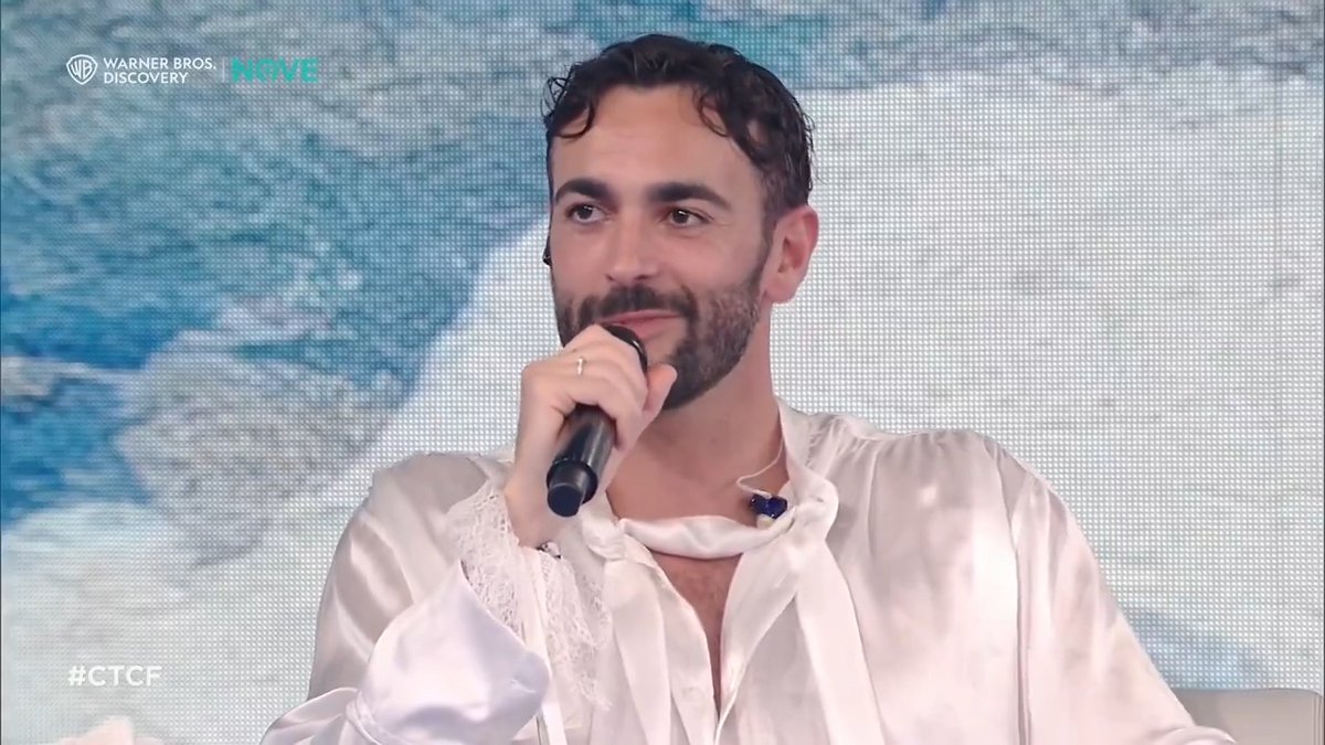"L'amore non è limitabile. Non si può mettere un confine, un freno all'amore in tutte le sue possibili sfaccettature, men che meno su un palco dove ti arriva una botta emotiva..." Marco Mengoni a #CTCF