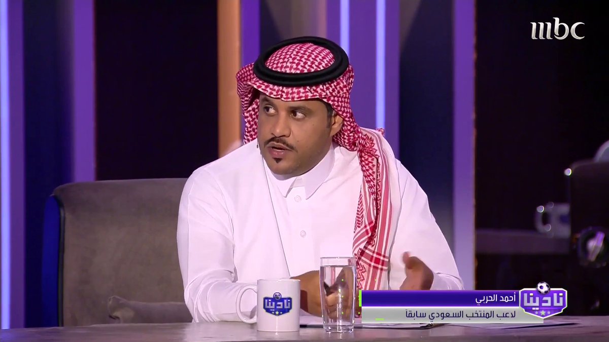 كثير اندية تغير جلدها بالكامل بعد الدعم الكبير بينما الشباب في قائمته اليوم مثلاً 15 لاعب من 20 كانوا قبل الدعم بثلاث سنوات موجودين في دورينا وباندية متوسطة !!