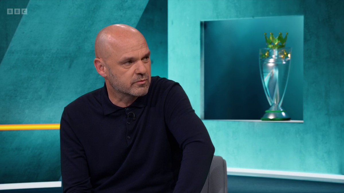 "He's a big boy, he's made his decision." Danny Murphy reacts to some Liverpool fans booing Trent Alexander-Arnold 🗣