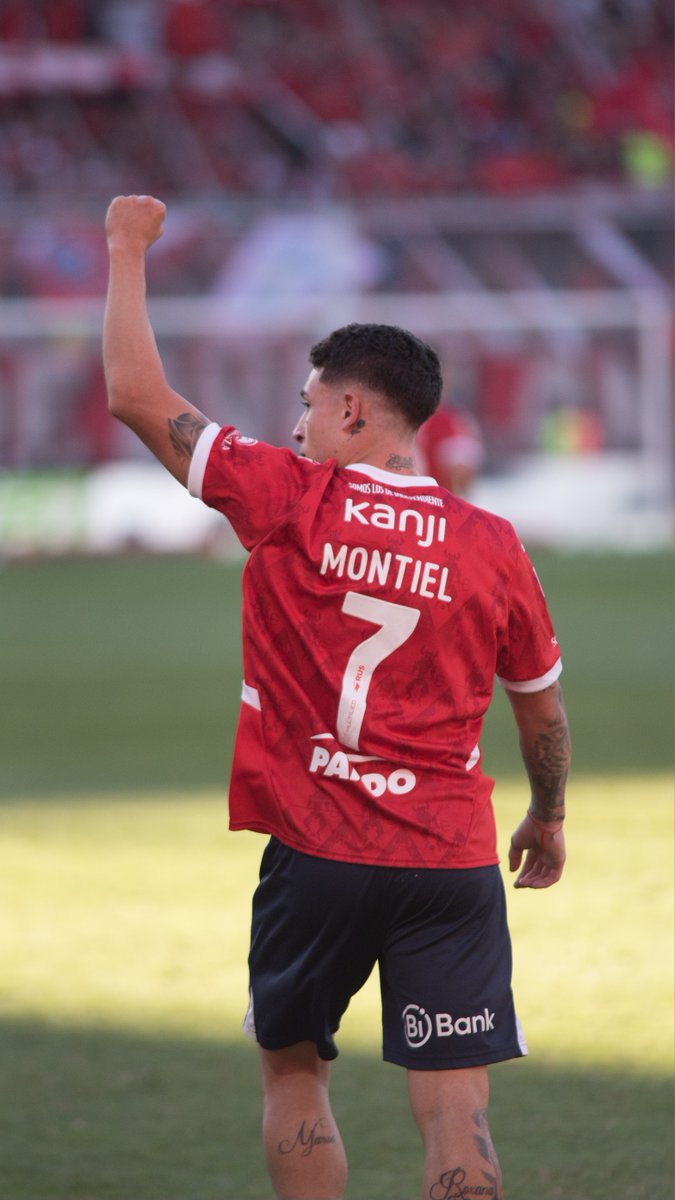 Cómo se vivió el gol de Montiel desde adentro. #TodoRojo 🔴