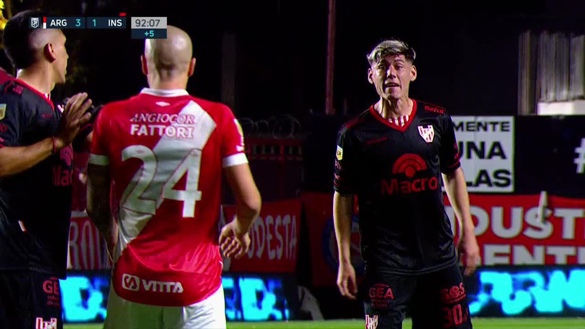 La pelea de Fattori con Franco Diaz.