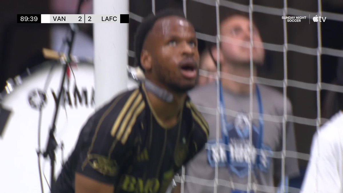 Yohei Takaoka coming up with two MASSIVE saves in the 90th minute! 😱