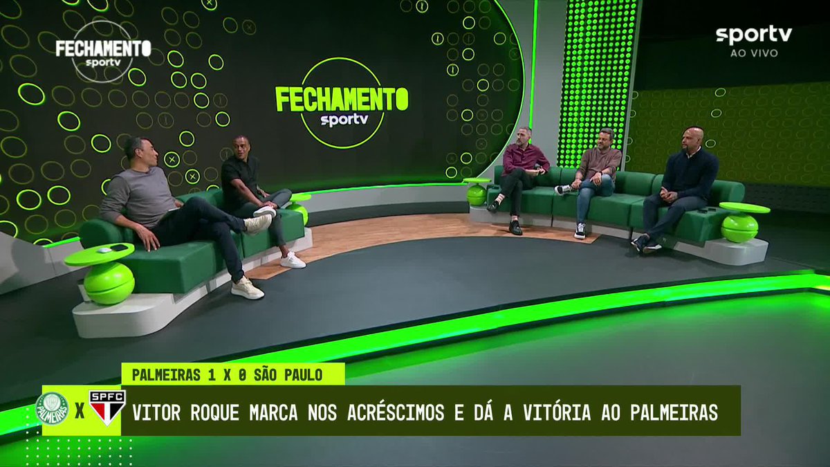 Denílson vê comemoração exagerada do Palmeiras após vitória no Choque-Rei: "Calma, tem muita água pra passar". #fechamentosportv