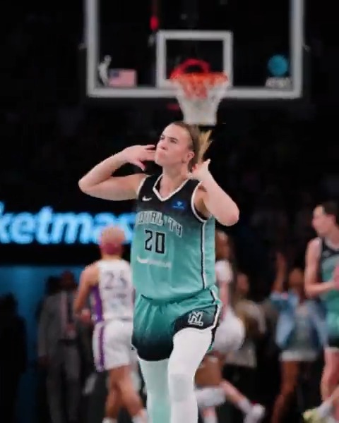 Sab &amp; Nyara are coming home to MKA. New York Liberty x #GoDucks