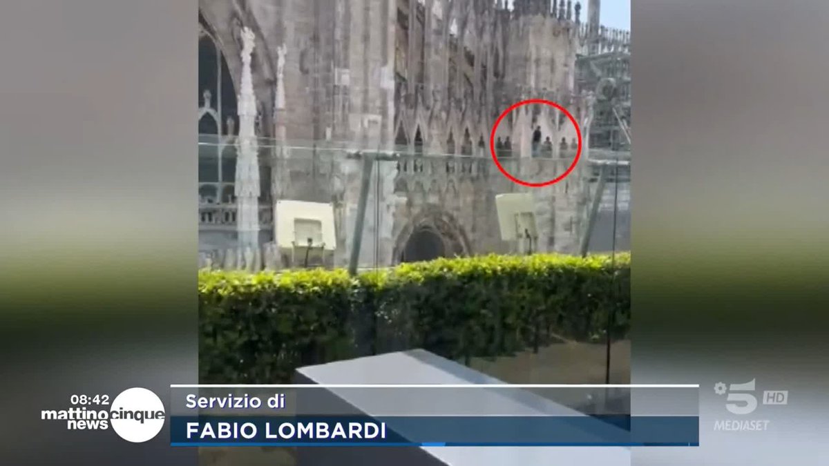 Fuga di Emanuele De Maria finita così tragicamente, gettandosi dal Duomo di Milano: ecco le immagini #Mattino5