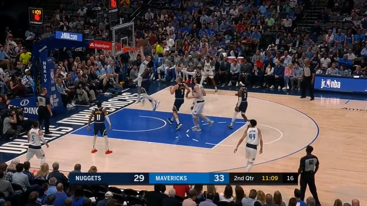 Luka Doncic’in smaç sayılarında yıllara göre değişim ▫2018-19: 25 smaç ▫2019-20: 14 smaç ▫2020-21: 11 smaç ▫2021-22: 7 smaç ▫2022-23: 12 smaç ▫2023-24: 2 smaç ▫2024-25(Dallas): 1 smaç ▫2024-25(Lakers): 0 smaç