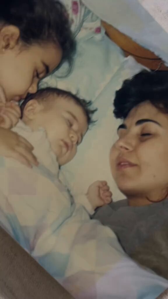 "Siz hiç annenizi büyüttünüz mü?" diyen genç, beyin kanaması geçiren annesinin tedavi sürecini paylaştı.