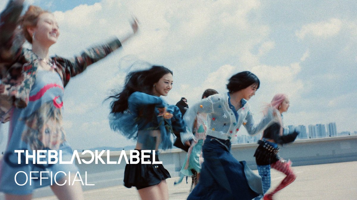 MEOVV(미야오) - ‘DROP TOP’ M/V OUT NOW! 🔗 THE 1st EP ALBUM [MY EYES OPEN VVIDE] 2025.05.12 6PM (KST) #MEOVV #미야오 #DROPTOP #MEOVV_DROPTOP #MYEYESOPENVVIDE #THEBLACKLABEL #더블랙레이블