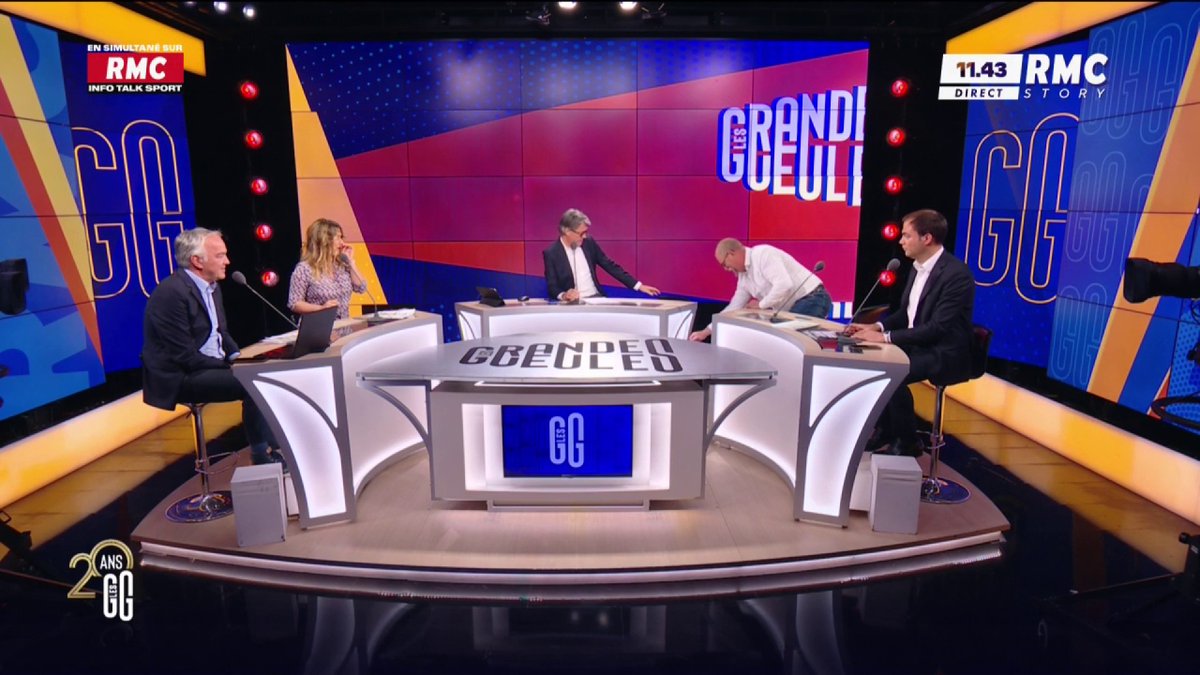 💥 "Anaïs vient de nous faire une Estelle Denis" : Anaïs Sainz tombe sur le plateau des GG ! #GGRMC