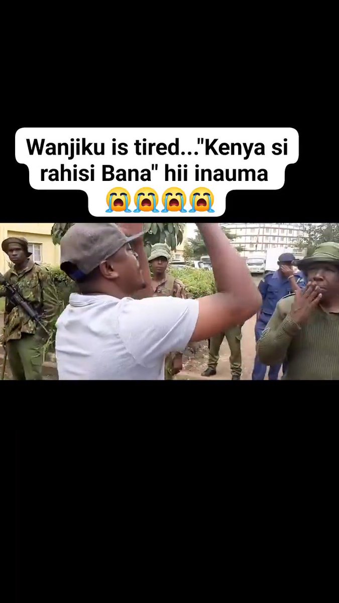 Ugandans must be watching such videos from Kenya with alot of fear! Eti 'chukua hio bunduki yako unipige hapa kwa kichwa kama unaweza'