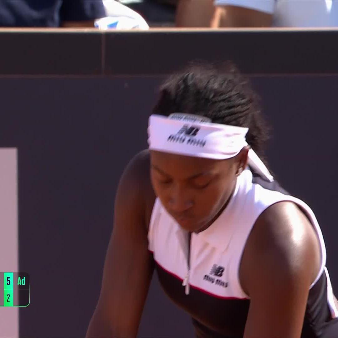Don’t mess with Coco and clay 🧱 Coco Gauff is through to the quarterfinals in Rome for the third time in her career after defeating Raducanu 6-1, 6-2. #IBI25