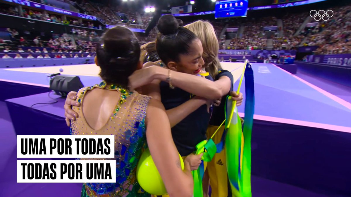 Na vitória ou na derrota, sempre unidas. 🤝 Esse é significado de equipe! 🥺 #MoreThanSport Confederação Brasileira de Ginástica Time Brasil