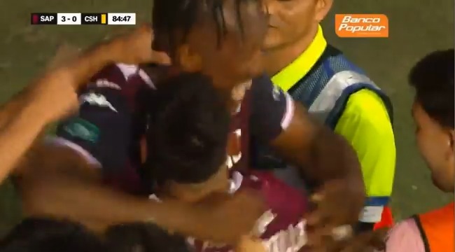 Que nivel de bailada en el gol de Delgadillo, cortaron todas las flores.