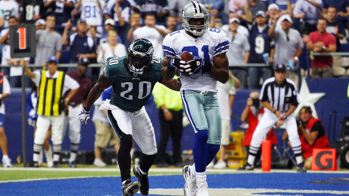 .Terrell Owens has been on both sides of the Philadelphia Eagles vs. Dallas Cowboys rivalry. Who’s he rooting for in the season opener? 🤔 📺: NFL Schedule Release — Wednesday 8pm ET on NFLN/ESPN2 📱: Stream on NFL+