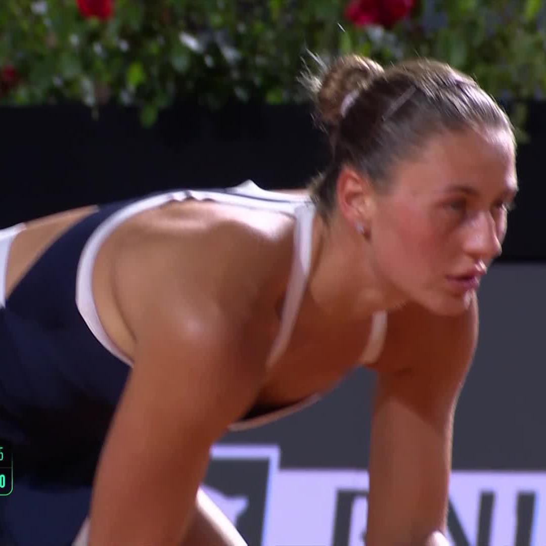 Setting the tone early 💪 Marta Kostyuk | #IBI25