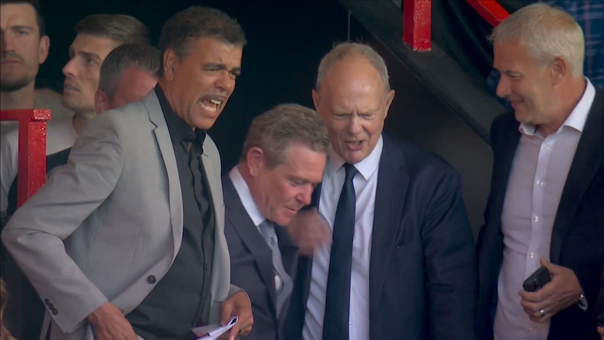 There's been a celebrity spotted at Bramall Lane, but who... Chris Kamara?! 👀