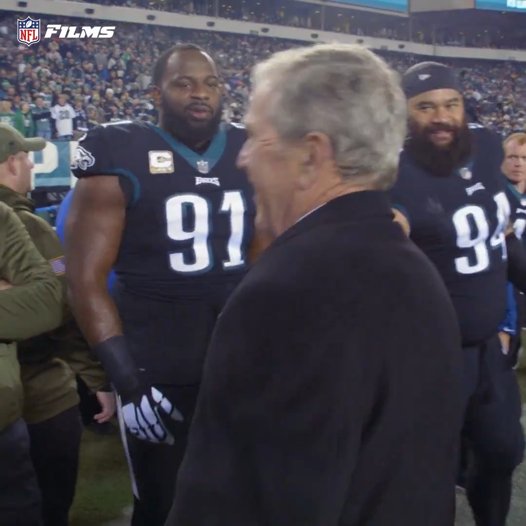 U.S. President or not, fletcher cox wasn't going to pass on trash talking a Cowboys fan 😂