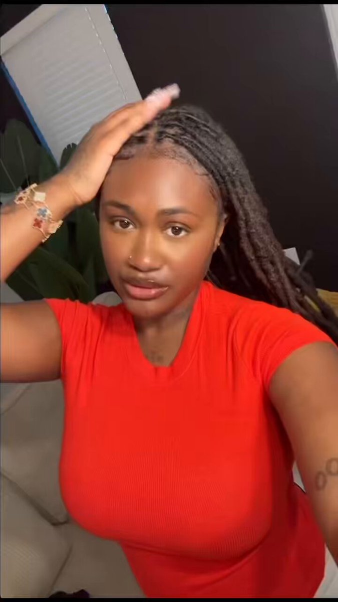 if you a bad bitch he still gone eat the pussy with the hairrrrrrr #datgirlotw