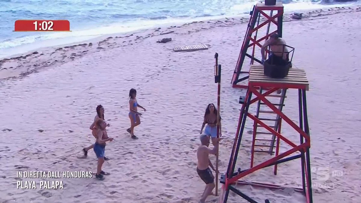 Paolo Vallesi accende il FUOCO 🔥🔥🔥 I Senatori vincono la prova ricompensa. #Isola