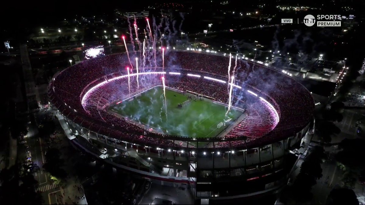 🤯🇦🇷 EL RECIBIMIENTO DE RIVER PARA LOS OCTAVOS DE FINAL ANTE BARRACAS.