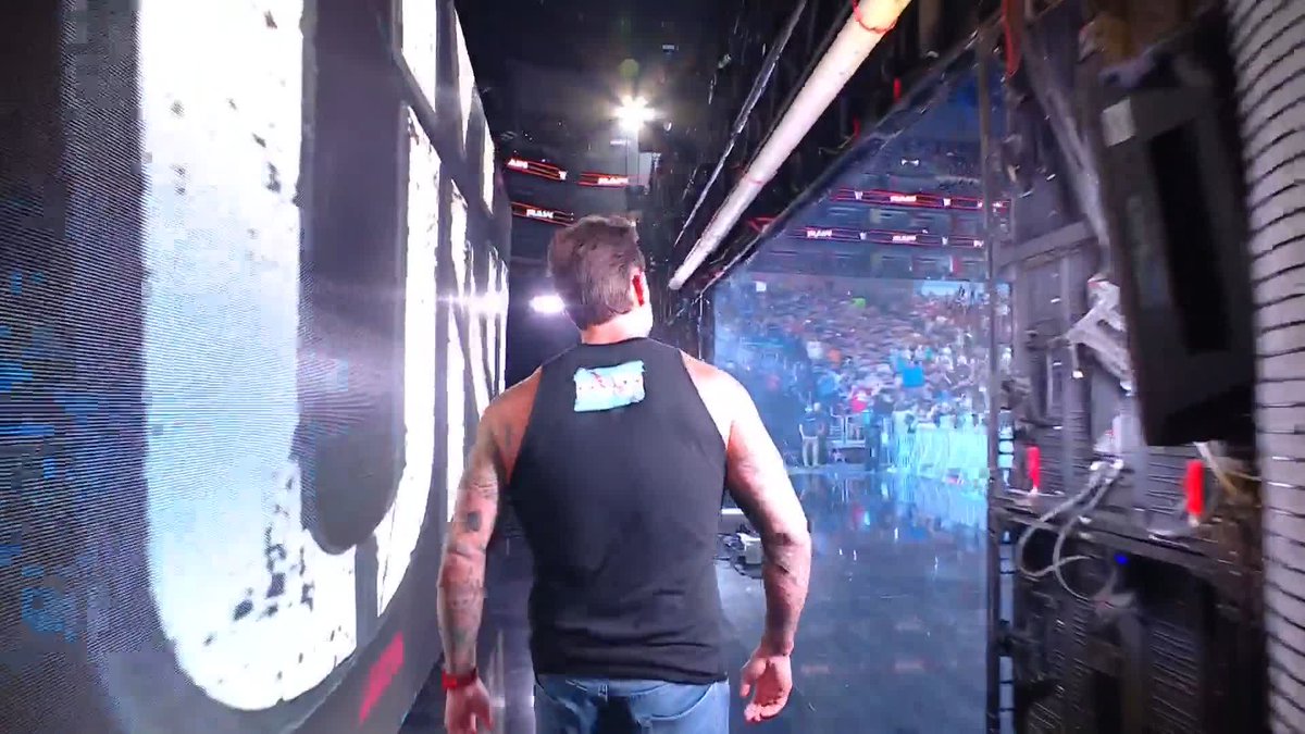 WHAT TIME IS IT?! 👊💥🕗 #WWERaw
