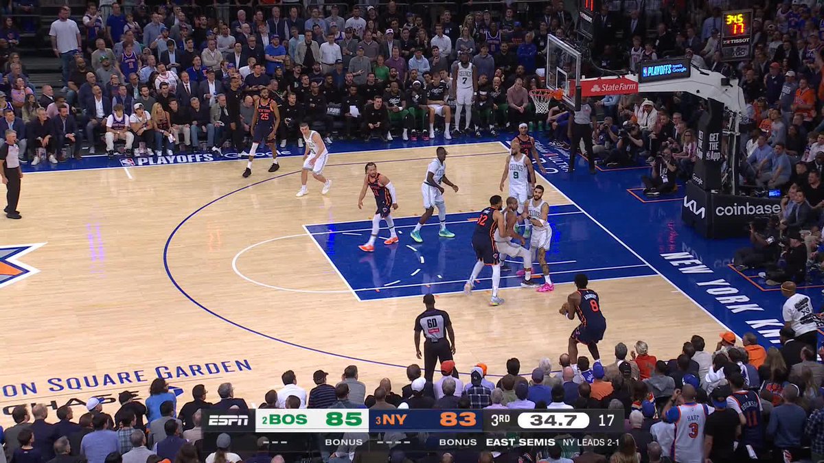 OG's triple for the LEAD 👌