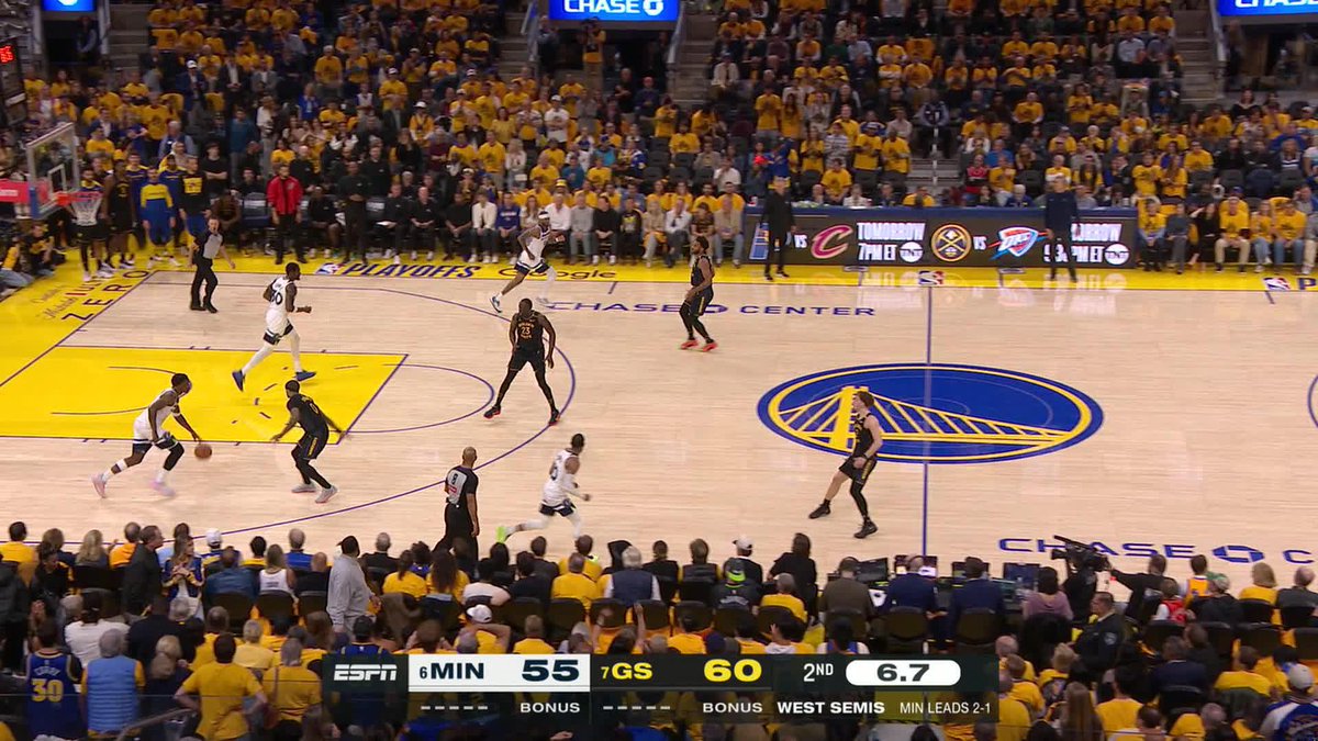 AT. THE. BUZZER. 🚨