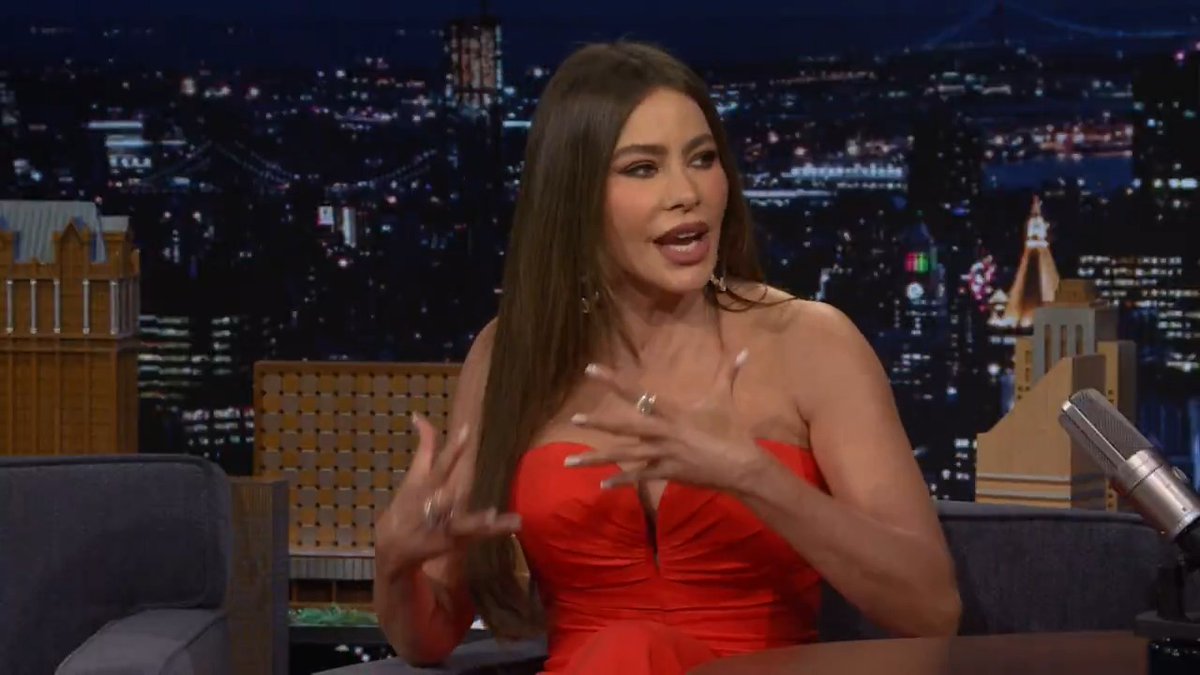 “Jodie Foster took everything.” -Sofia Vergara reacts to losing multiple awards to Jodie Foster last year. #FallonTonight